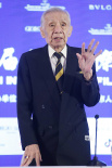 《拂鄉(xiāng)心》上影節(jié)首映 96歲常楓演老兵宣布封箱