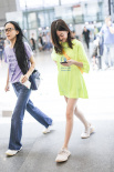 13岁李嫣喜欢小性感？ 下衣失踪秀逆天长腿引瞩目