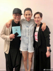 李克勤赞宣萱舞台剧精彩 欧阳震华也携妻来捧场