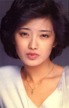 山口百惠時隔40年出新書 稱將把所得版稅悉數(shù)捐出