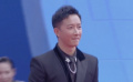 第五届成龙国际动作电影周 韩庚一席黑色西装帅气亮相红毯