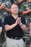 40度高溫上演追擊戲 電影《摯愛無悔》新疆關(guān)機(jī)
