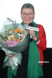 《红花绿叶》温暖首映 刘苗苗：全是素人演员出演