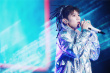 王源首场个唱南京开演！曲风多变与粉丝帅气道别