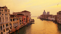 76年光影流转 威尼斯电影节水城亮相