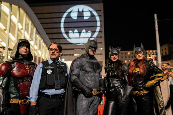 《蝙蝠侠》诞生80周年！DC全球13城亮灯举行狂欢