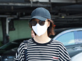 关晓彤王珞丹刘雯秀长腿 女星机场造型大比拼