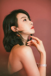 宋茜黑色燕尾裙亮相時(shí)尚活動(dòng) 明艷動(dòng)人魅力十足