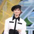 李宇春紅毯秀出白皙美腿 閉幕式將獻(xiàn)唱《哪吒》