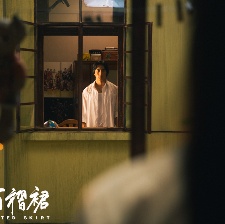藍(lán)色百褶裙