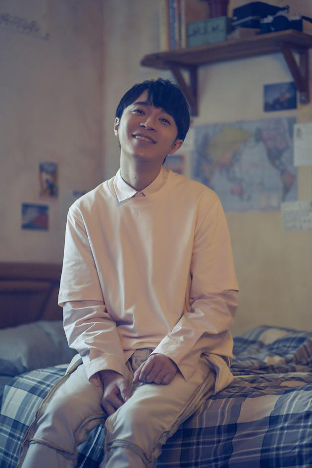 吴青峰藏写歌预言能力?新曲巧妙连结《小情歌