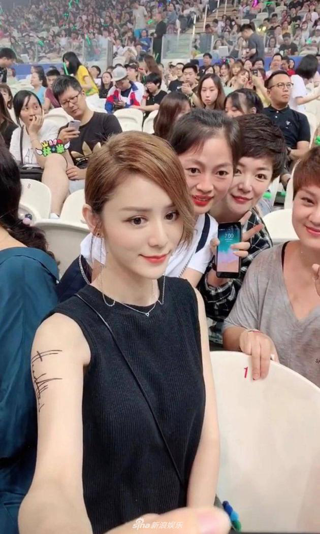 张馨月被指没有林峯前女友漂亮留言怒怼网友