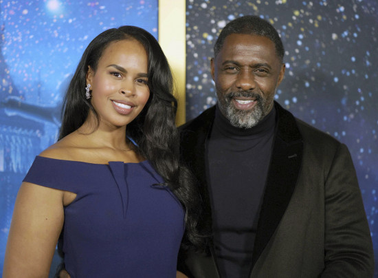 英国演员艾尔巴更新新冠病情:还没有症状出现