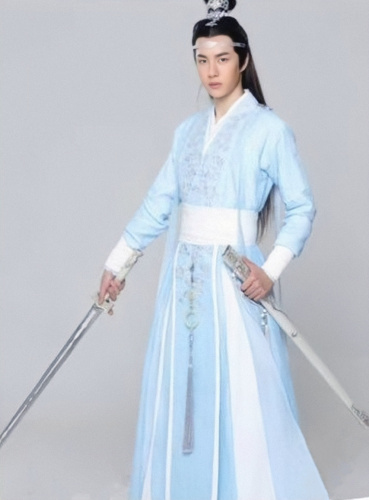 王一博《陈情令》蓝忘机定妆照曝光 造型显呆萌!