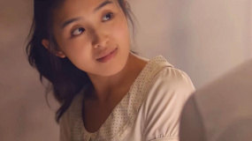 《初恋未满》影片混剪 张含韵演绎青春期少女的叛逆与坚强