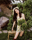 “森系精灵”来了！赵丽颖夏日写真嘟嘴俏皮可爱