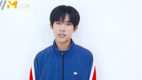 易烊千玺致敬影院工作人员 送出观影小贴士