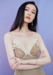 美人鱼本鱼！倪妮穿珍珠吊带透视裙 身材呼之欲出