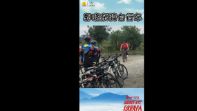 《温暖有光放映队》腾冲首发 郭晓东录制现场大秀车技