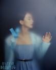 气质飞升！赵丽颖油画风写真优雅温婉 高级感十足