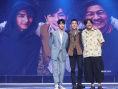 朱一龙携《重启》铁三角重聚 不演小三爷想演他？