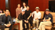 邓婕监制《活着唱着》首映 张国立董卿咏梅助阵