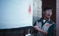 《溫暖有光放映隊》放映前廣場熱鬧非凡 隊員把馬扎擺出新意