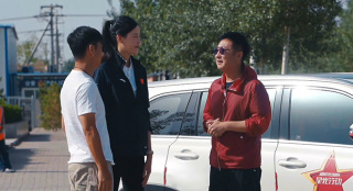 《溫暖有光放映隊》隊員走進銀川原隆 感嘆環(huán)境變化之大