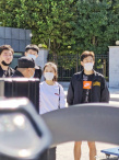 赵今麦中戏报到！梳高马尾穿白色卫衣元气满满