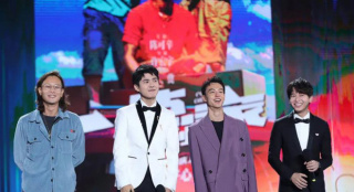 《一點(diǎn)就到家》百花獎(jiǎng)首映 劉昊然彭昱暢表現(xiàn)皆可