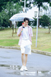 王俊凱回歸《中餐廳4》 雨中用餐收獲別樣浪漫！