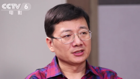 幕后：從譯制片到二次元 姜廣濤如何練就變幻莫測(cè)的聲線？