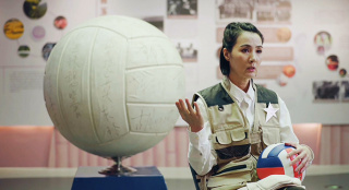 《溫暖有光放映隊(duì)》隊(duì)員來(lái)到福建漳州 跟姜宏波尋找女排精神