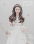 Angelababy化身精靈仙子登封 傷痕妝盡顯易碎感
