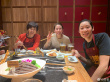 郎平帶白浪等吃火鍋 曝女兒為演《奪冠》減重30斤