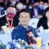 你拍好電影就行，雜事我來｜專訪黃建新