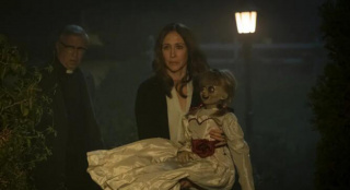 《招魂》主演维拉·法米加将出演恐怖片《恶放》