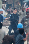 王一博《中国维和警察》路透 再穿制服帅气十足