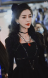 在逃公主！Angelababy高腰黑裙錄綜藝青春又甜美