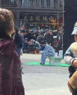 笑yue了！王俊凱新劇坐馬桶路透 偶像包袱碎成渣