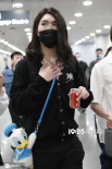 美女哪位？《創(chuàng)4》韓美娟機(jī)場(chǎng) 長(zhǎng)發(fā)飄飄風(fēng)情萬(wàn)種