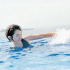 张子枫吴磊泳池甜蜜戏水 《盛夏未来》曝夏至视频