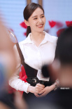 34岁刘诗诗活动生图曝光 精致妆容难藏眼角细纹