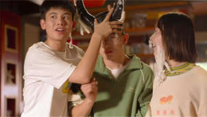 《中国医生》用真实致敬抗疫英雄 暑期档青春片活力四射