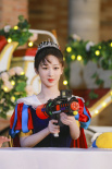 杨紫《萌探》穿越童话世界 化身白雪公主巧捉萌贼