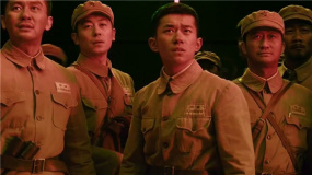 电影《长津湖》释出30秒新预告 吴京易烊千玺兄弟并肩作战