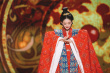 驚鴻一瞥！古力娜扎唐裝造型 一顰一笑傳遞國(guó)風(fēng)美