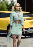 女星克莉絲汀·奎因現(xiàn)身洛杉磯 身材高挑金發(fā)披肩