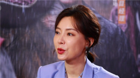 陈数做客《中国电影报道》 参演《峰爆》展现飒爽一面