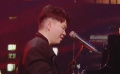 常石磊献唱歌曲《月亮》 中秋的月亮象征着团圆代表着思念！